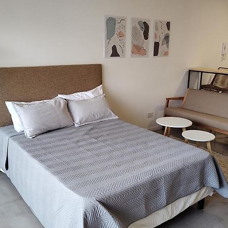 Lugar Ideal Con Pileta , Mucha Vida Alrededor Apartman Buenos Aires Kültér fotó