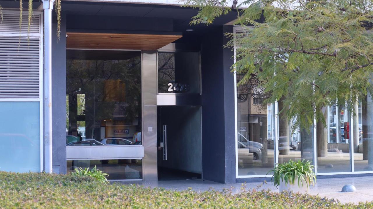 Lugar Ideal Con Pileta , Mucha Vida Alrededor Apartman Buenos Aires Kültér fotó
