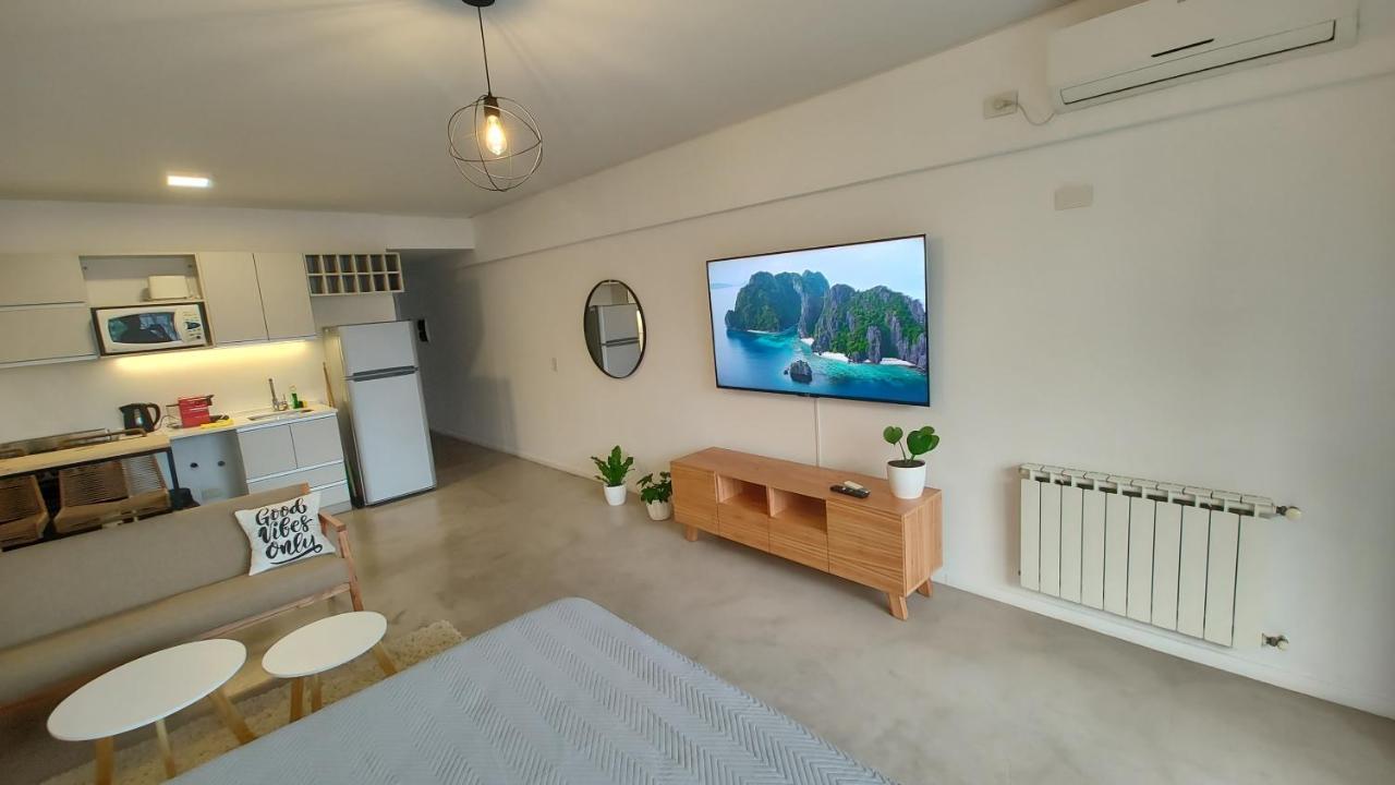 Lugar Ideal Con Pileta , Mucha Vida Alrededor Apartman Buenos Aires Kültér fotó